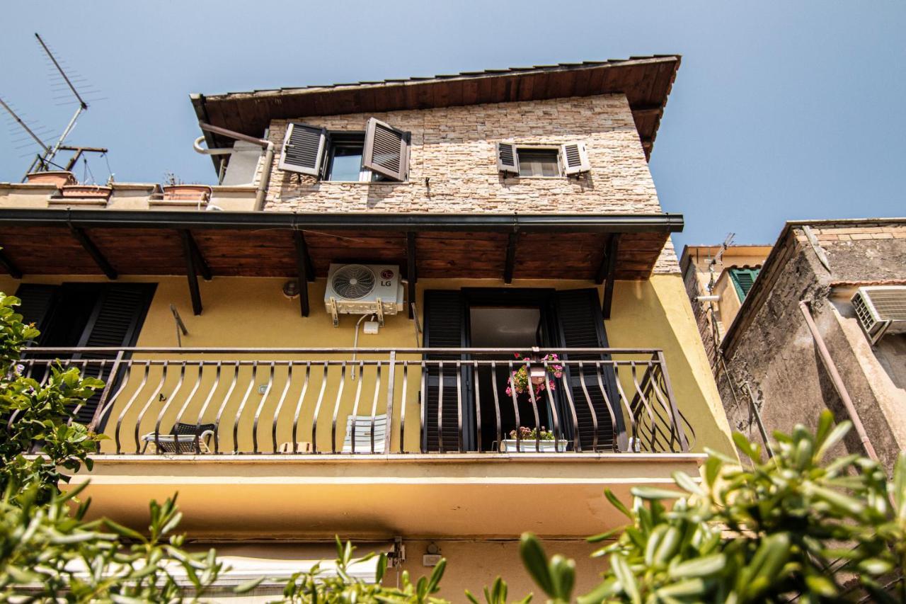 Yourquadrarooms B&B Roma Exterior foto